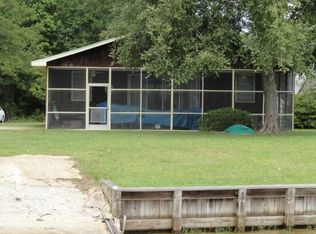 1341 Blackberry Bush Rd, Summerton, SC 29148