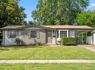 490 Lula Dr, Florissant, MO