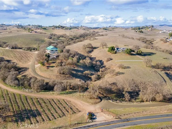 390 San Marcos Rd, Adelaide, CA 93446