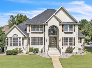 3690 E Hearthstone Dr, Fayetteville, AR 72764