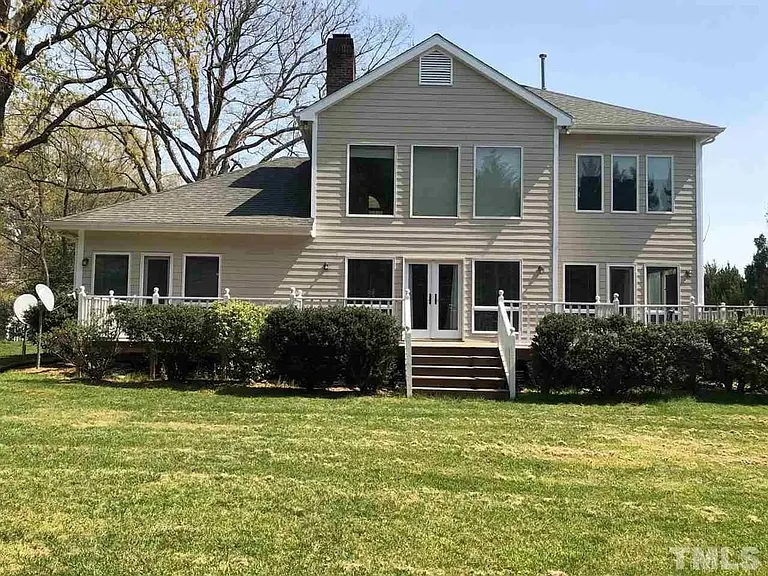 1010 Kingsway Dr — Photo 20