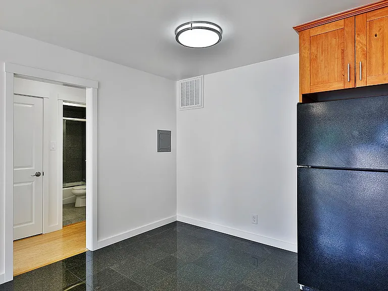80 Crestline Dr #3 — Photo 8