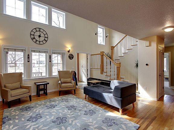 Entry, Living Room