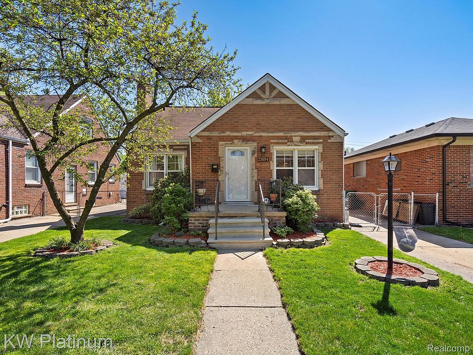 1st image of 23094 Firwood Ave