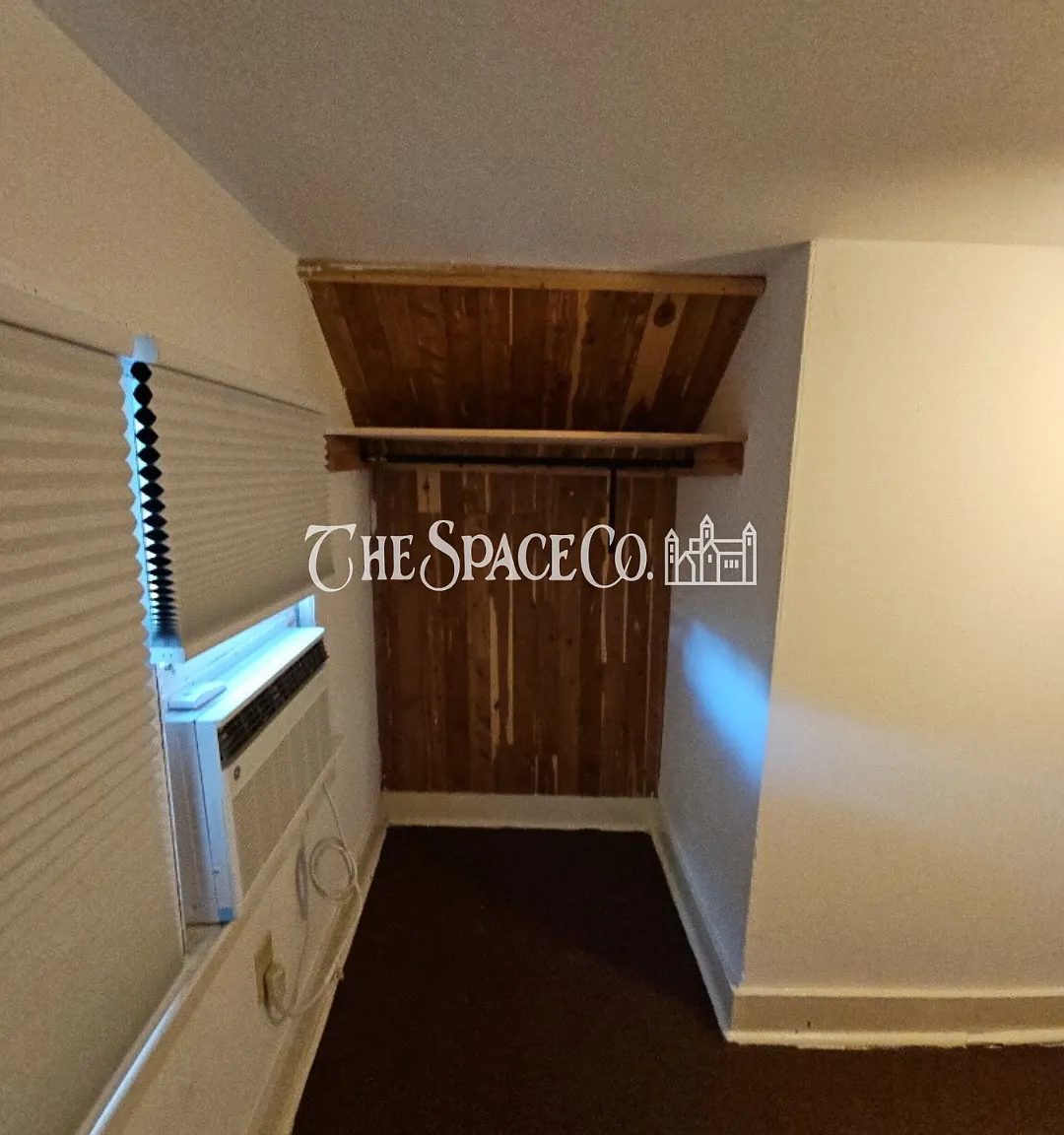1 bed, 1.0 bath, 2703 sqft, $1,600 — Photo 2