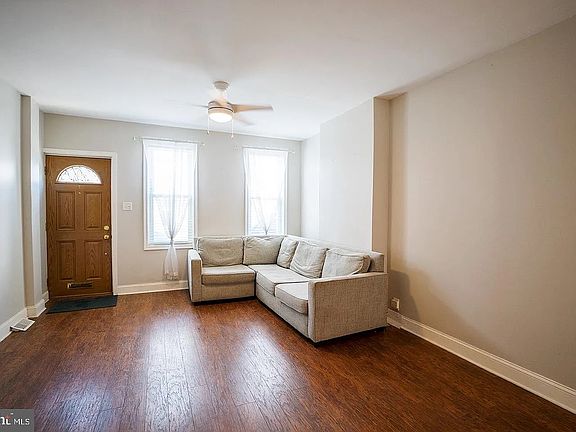 2nd image of 4623 Saint Davids St