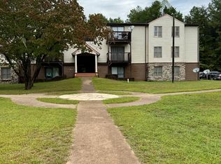 215 Seminole Trl, Danville, VA 24540