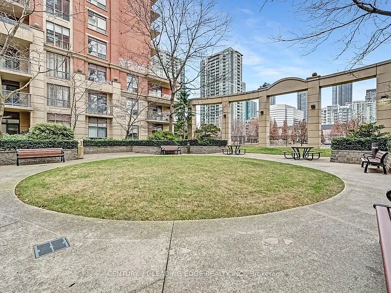 55 Harrison Garden Blvd #905 — Photo 22
