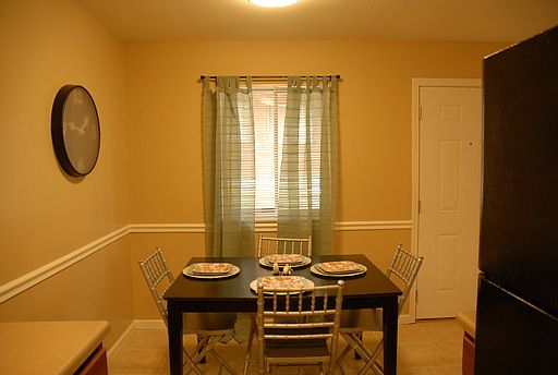 3rd image of 820 W Hill Ave APT 101
