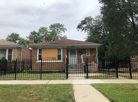 2nd image of 8106 S Woodlawn Ave
