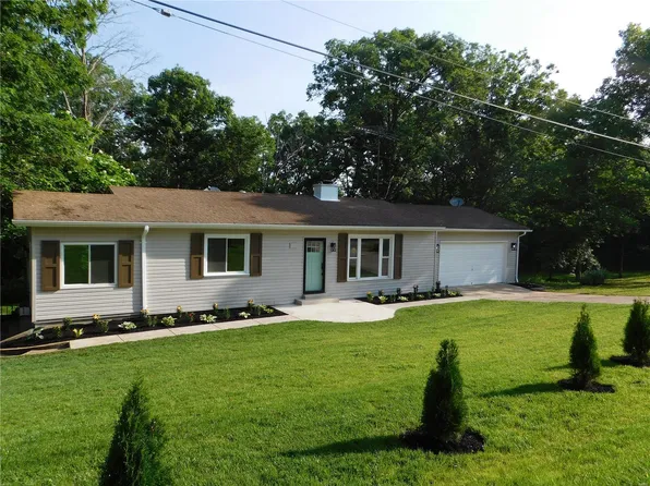 8939 Tyrey Dr, Dittmer, MO 63023