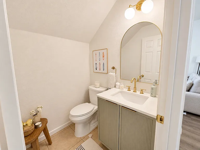 7406 Woodville Ln — Photo 21