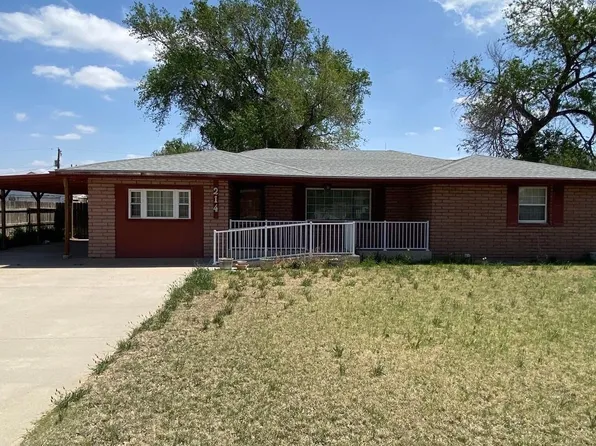 214 S Sullivan St, Ulysses, KS 67880