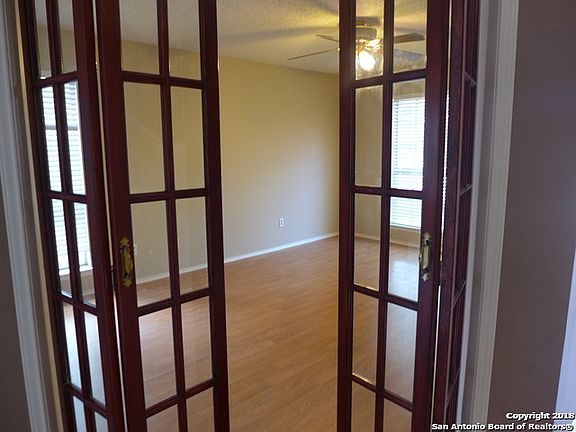 5th image of 10149 Sandyglen