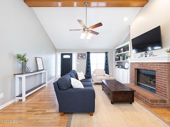 5th image of 3305 Brittany Ct