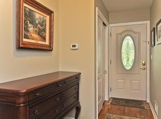 232 Morningside Rd, Paramus, NJ 07652