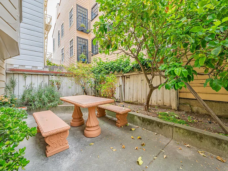 3350 Octavia St #1 — Photo 18