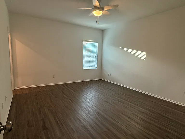 213 Geode Gln — Photo 6