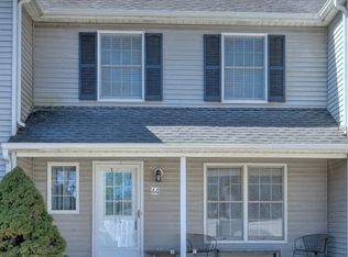44 Village Ct, Bound Brook, NJ 08805