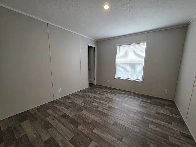 Pineview Estates — Photo 29