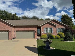 3500 W Trail Wood Ct, Dunlap, IL 61525