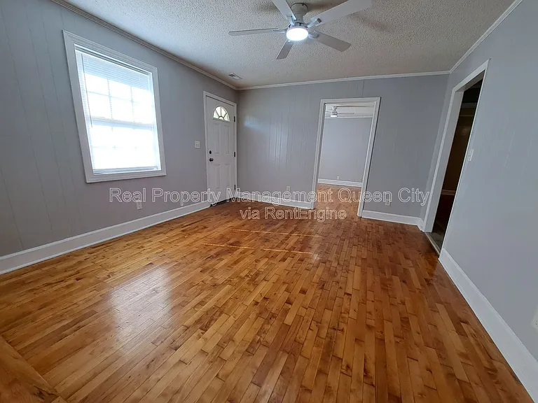 112 Miller St — Photo 5