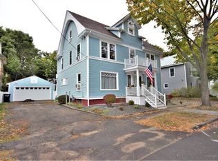 86 Grove St, Bangor, ME 04401