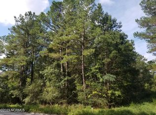 621 Walnut Dr, Jacksonville, NC 28540