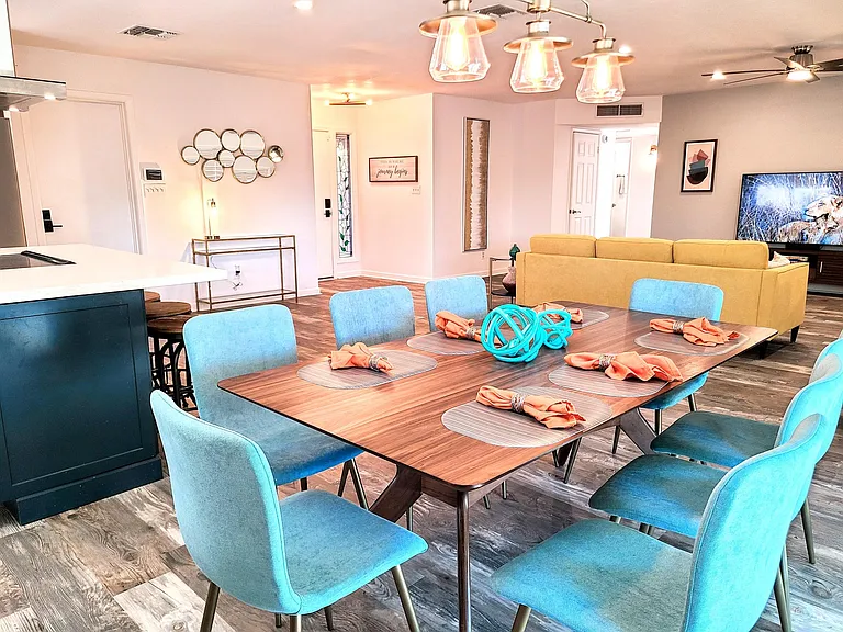 5201 E Beck Ln — Photo 20