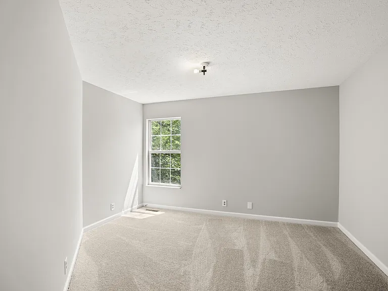 3127 Creekview Ln — Photo 7