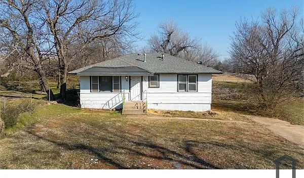 2 bed, $1,200 — Photo 2