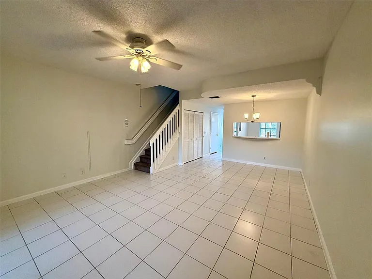 9914 NW 56th Pl — Photo 15