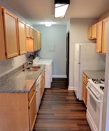 2nd image of 20210 S Fairwood Ct