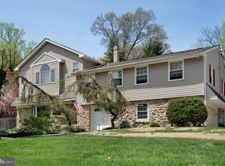 2016 Valley Rd, Jenkintown, PA 19046
