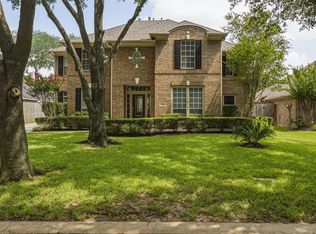 9314 Walnut Brook Ct, Houston, TX 77040