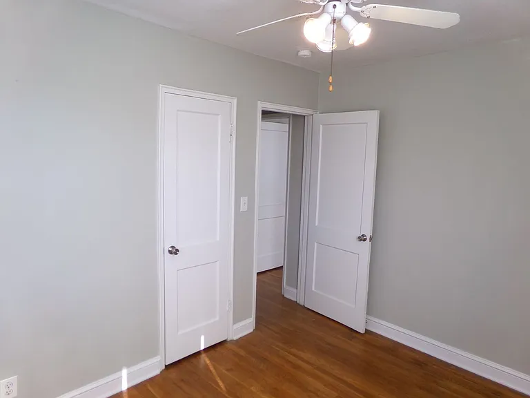 2527 C Miller Park Cir — Photo 14