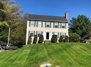 20 Shore Ln, Clinton, MA 01510