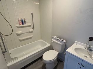 805 3rd Ave SW #10, State Center, IA 50247