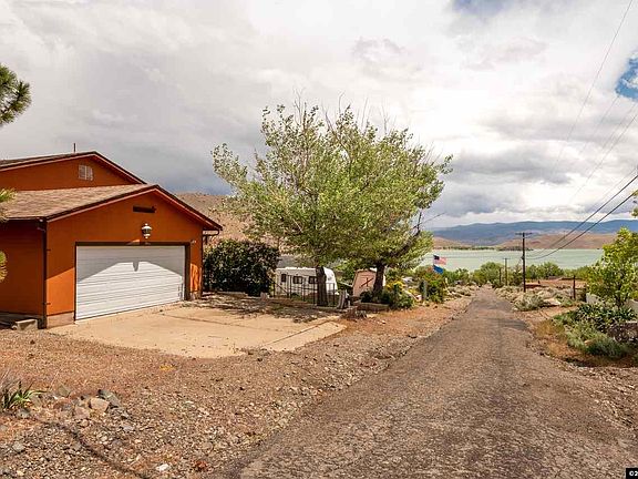 4th image of 3470 Topaz Ln