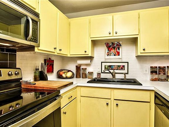 4th image of 1200 N Shore Dr NE Unit 106