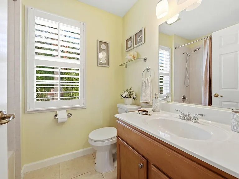 8212 Calterra Dr — Photo 26