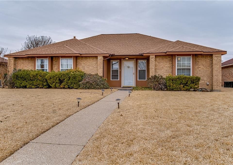 1st image of 617 Quail Hollow Dr