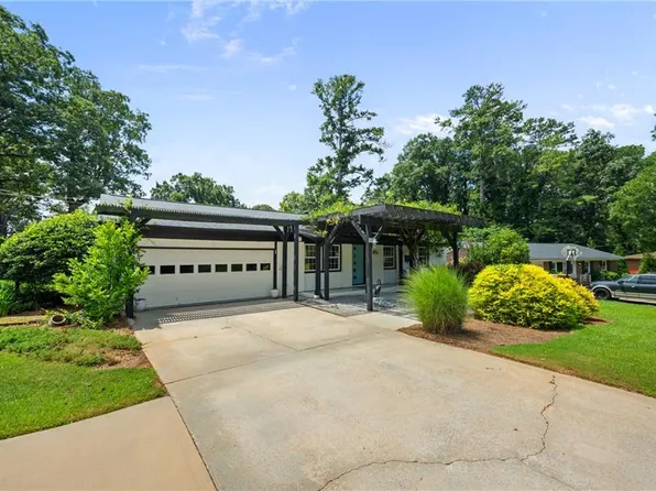 4231 Theresa Ct, Tucker, GA 30084