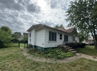 103 S Chicago Ave, Ladd, IL 61329