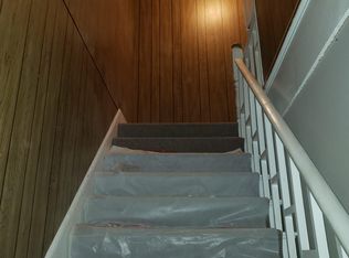 47 Arnold St, Methuen, MA 01844