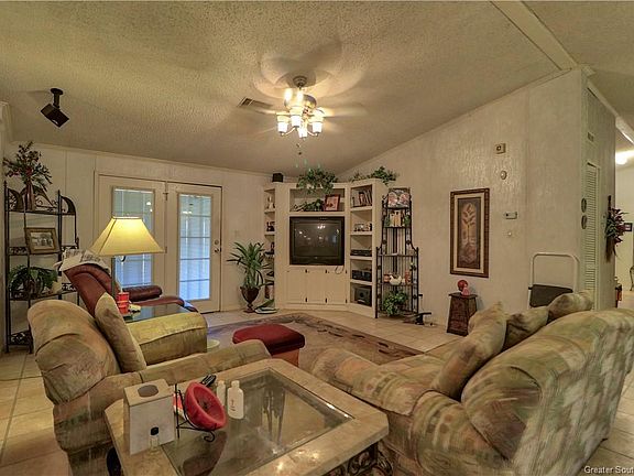 4th image of 2200 Tuna Ln
