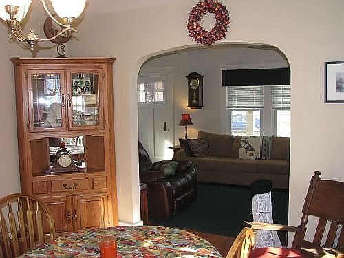 1st image of 45 Los Robles St