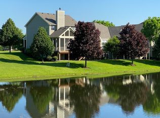 1004 Harrow Gate Dr, Woodstock, IL 60098