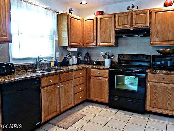 3rd image of 20832 Scottsbury Dr