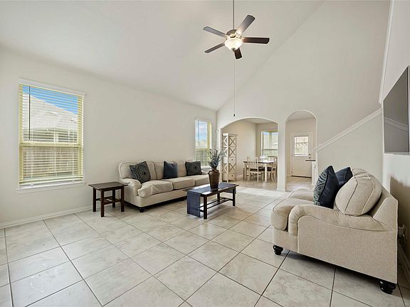 2nd image of 20211 Highfield Park Drive